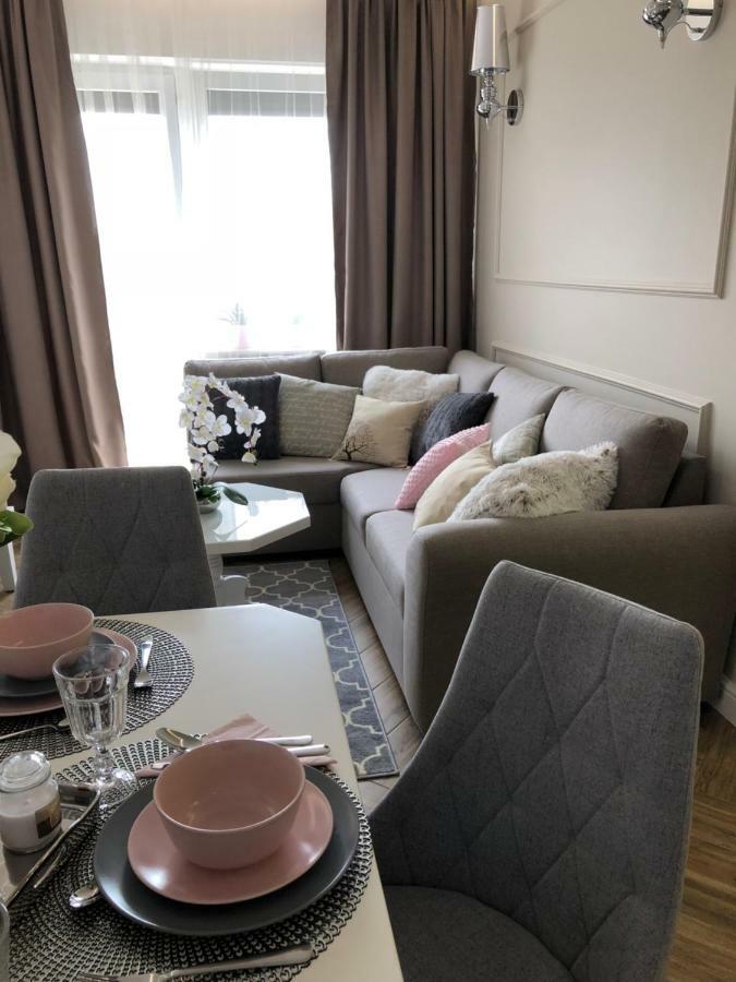 Family & Business Elegant Apartments Ul Warszawska - 2 Bedroom, Balcony, Parking Kielce Exterior photo